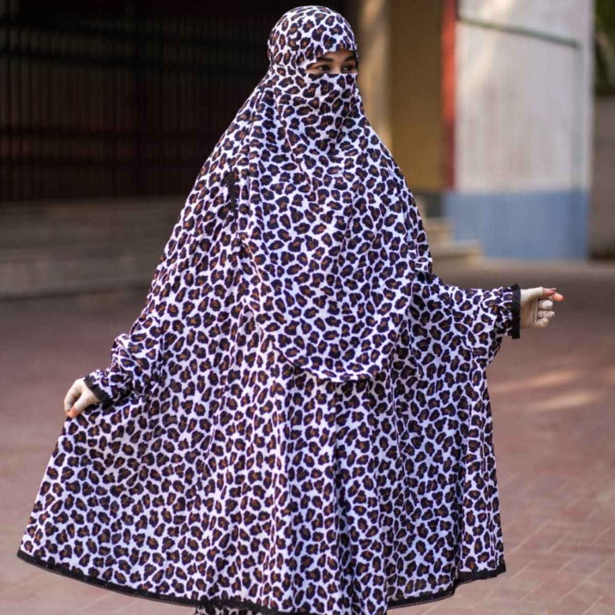 Elegant Palazzo long Khimar Set very nice