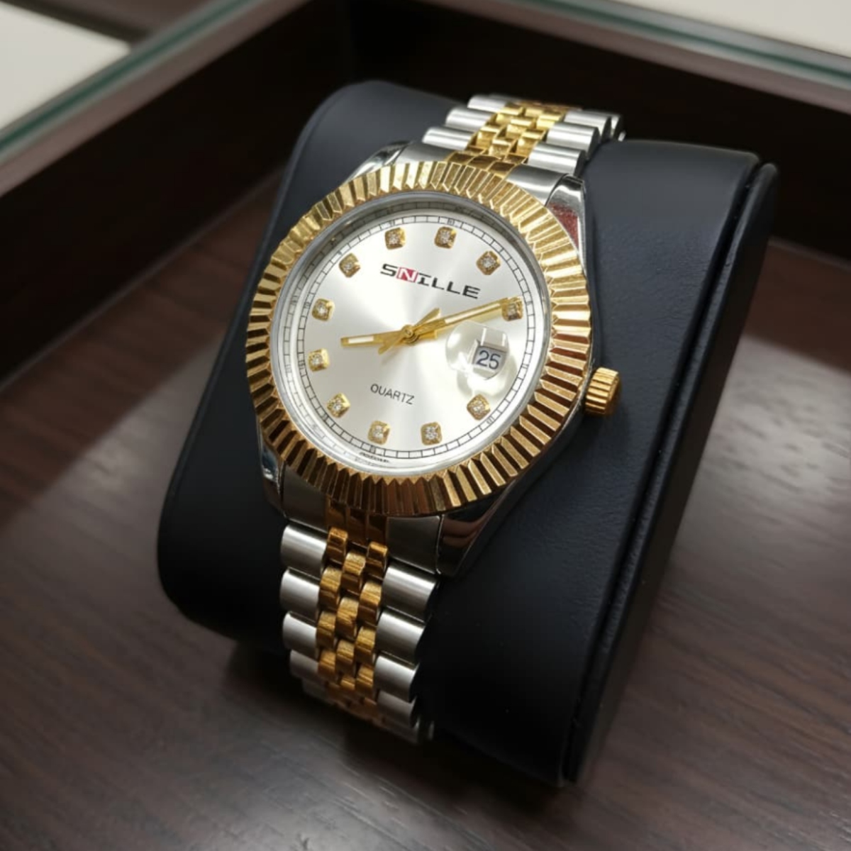 Snille Luxury Watch Water resistant Code : 12744